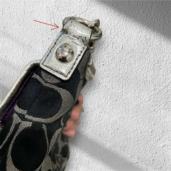 Coach Poppy Signature Pleated Crossbody Bag | Vintage Y2K - Picture 4 of 13